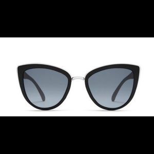Quay Australia black sunglasses
